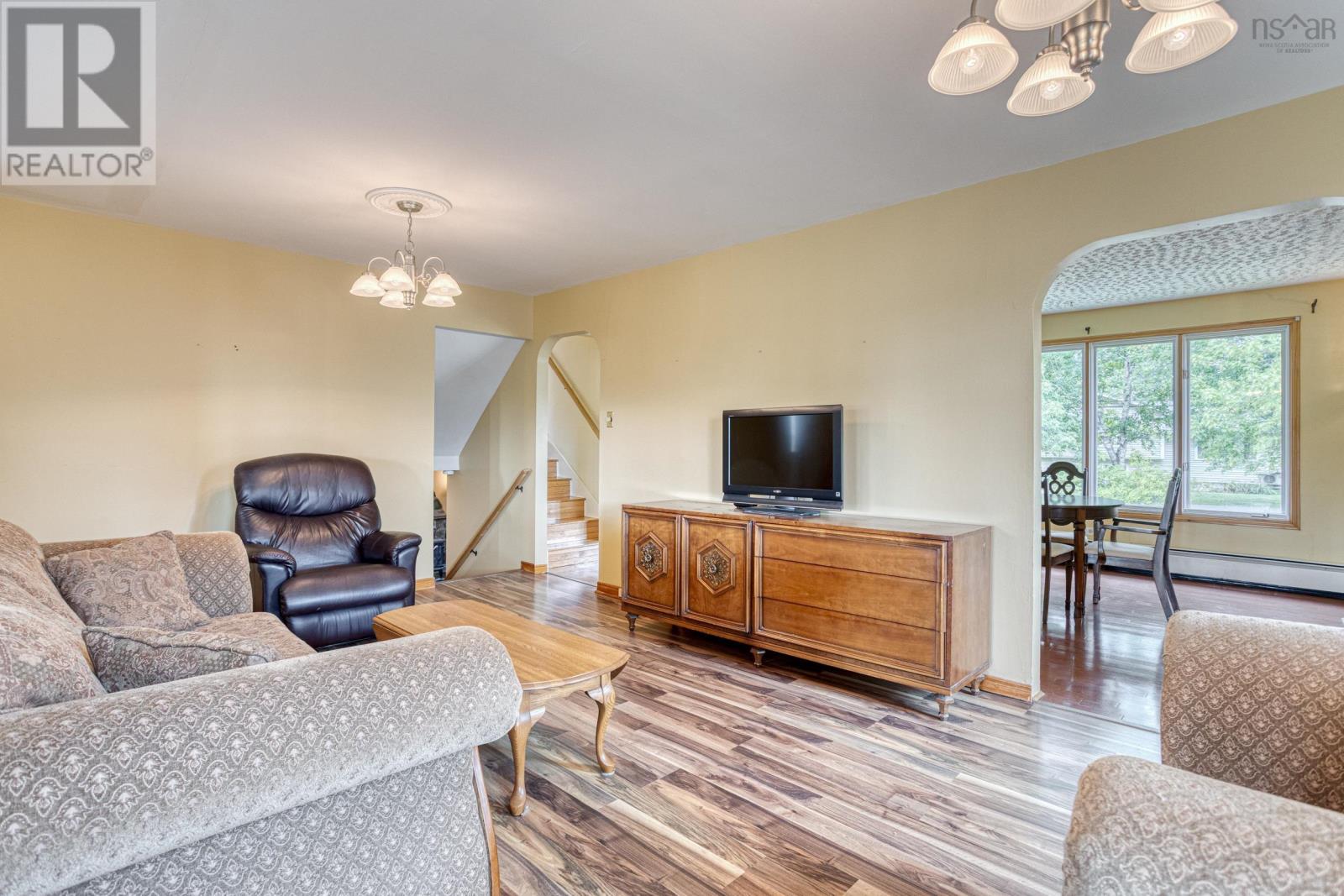 137 Tideview Drive Property Photo 10