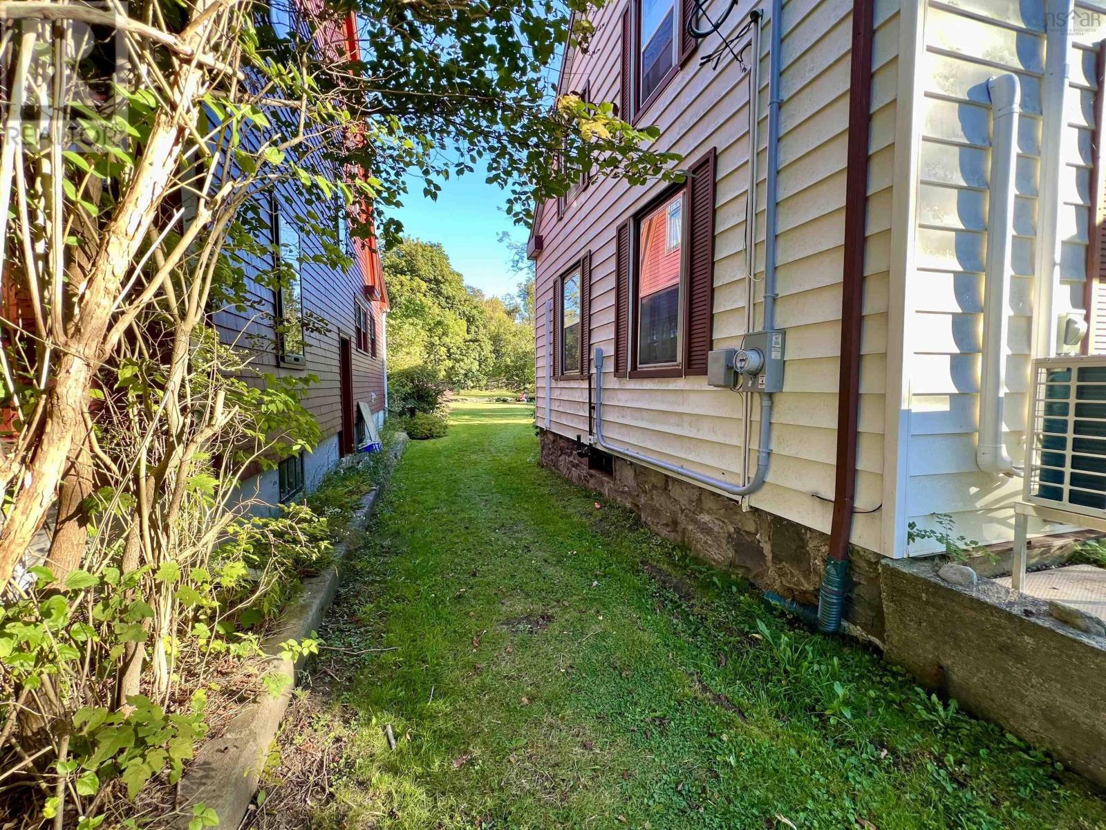 279 Church Street Property Photo 27