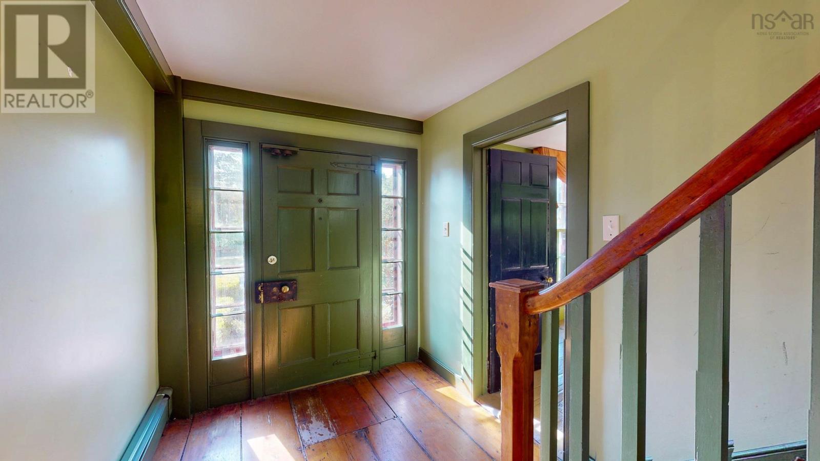 654 Main Street Property Photo 4