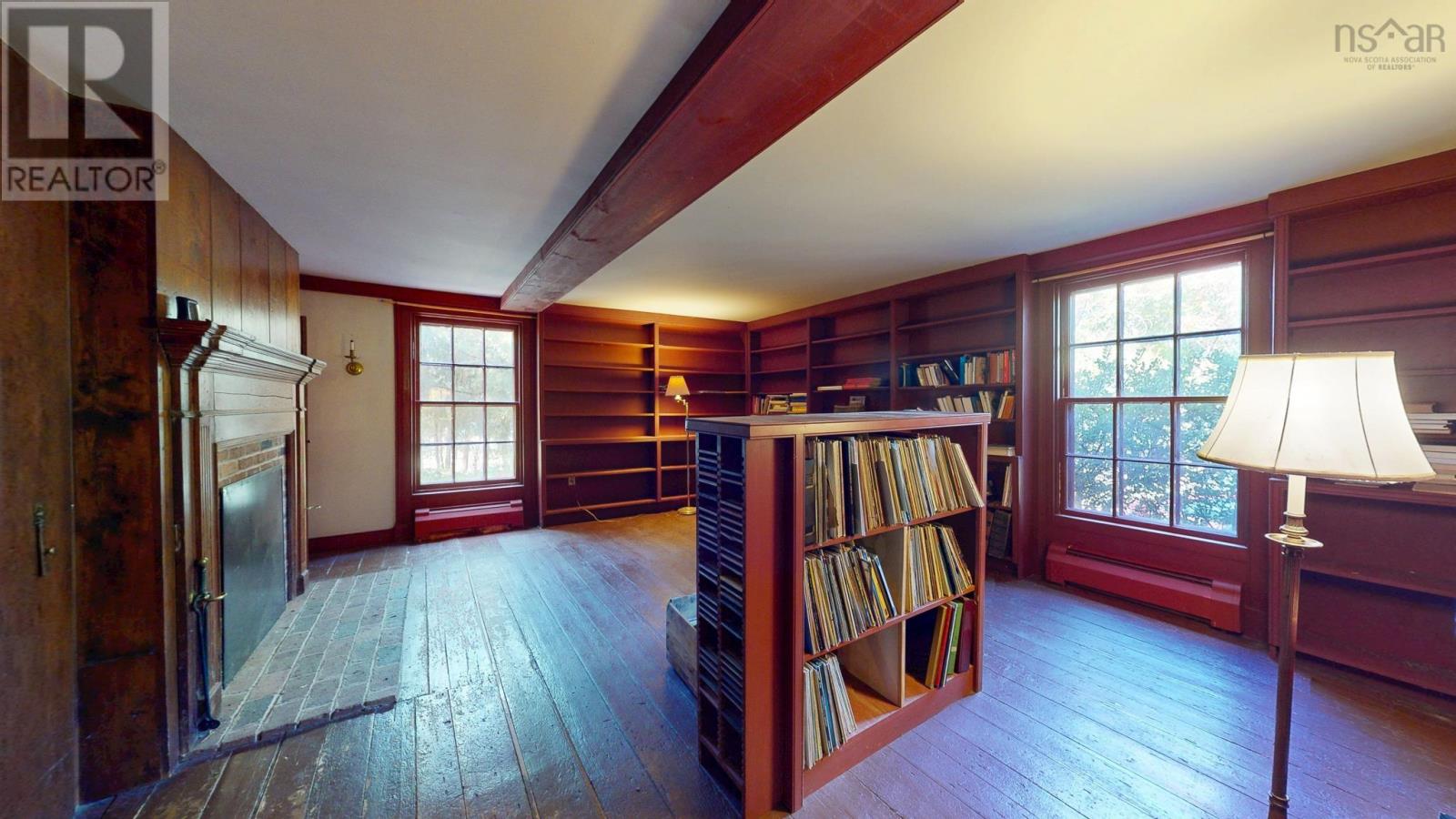 654 Main Street Property Photo 17