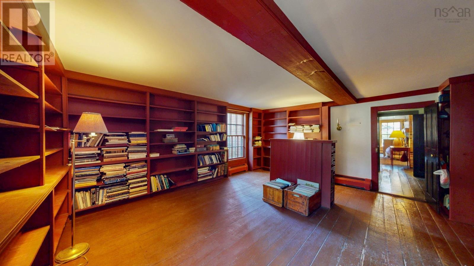 654 Main Street Property Photo 18