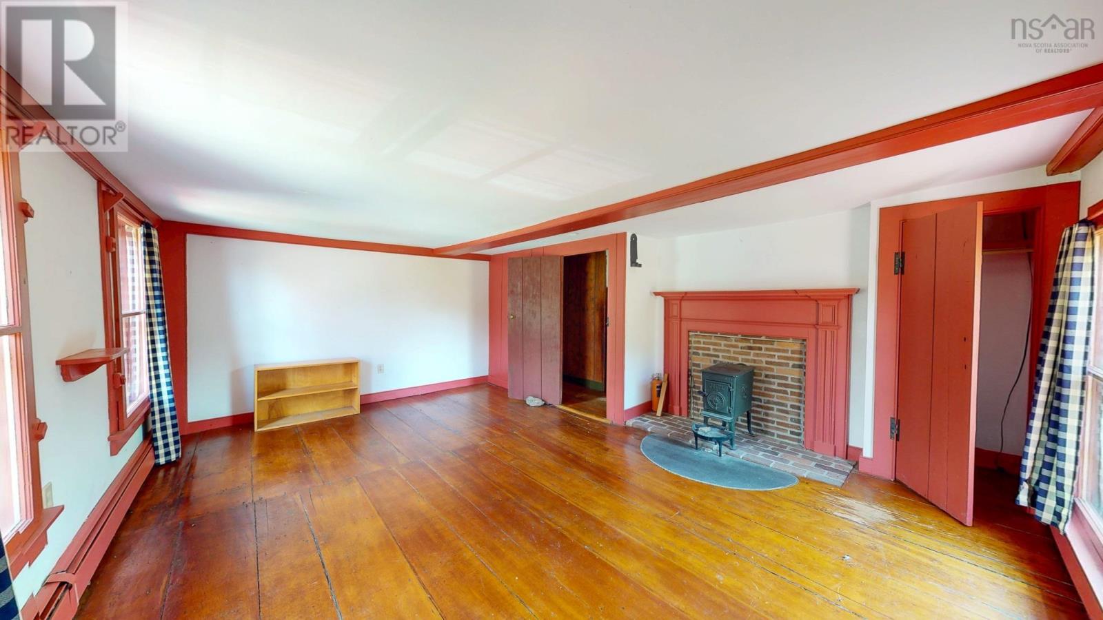 654 Main Street Property Photo 25