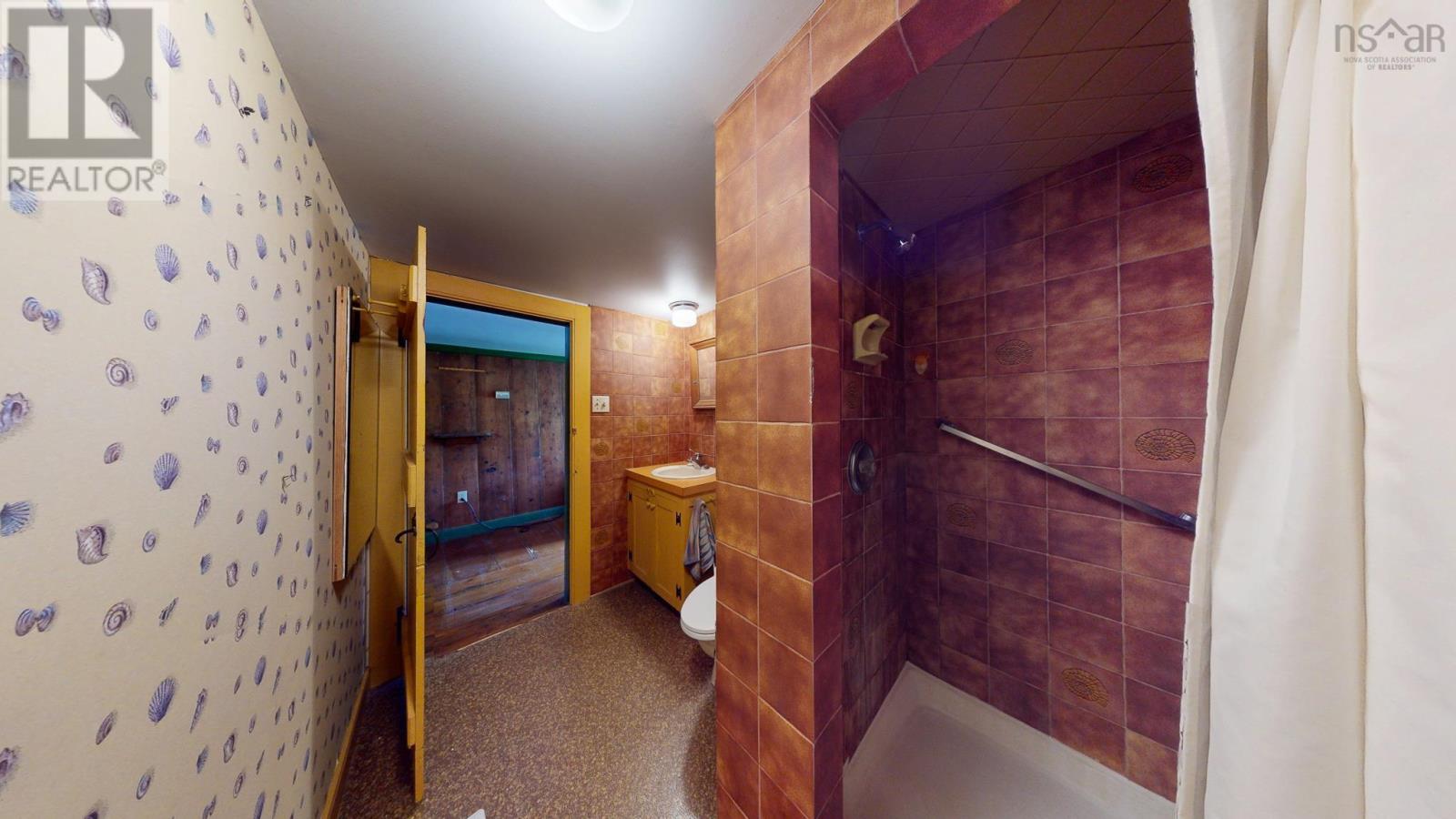 654 Main Street Property Photo 27