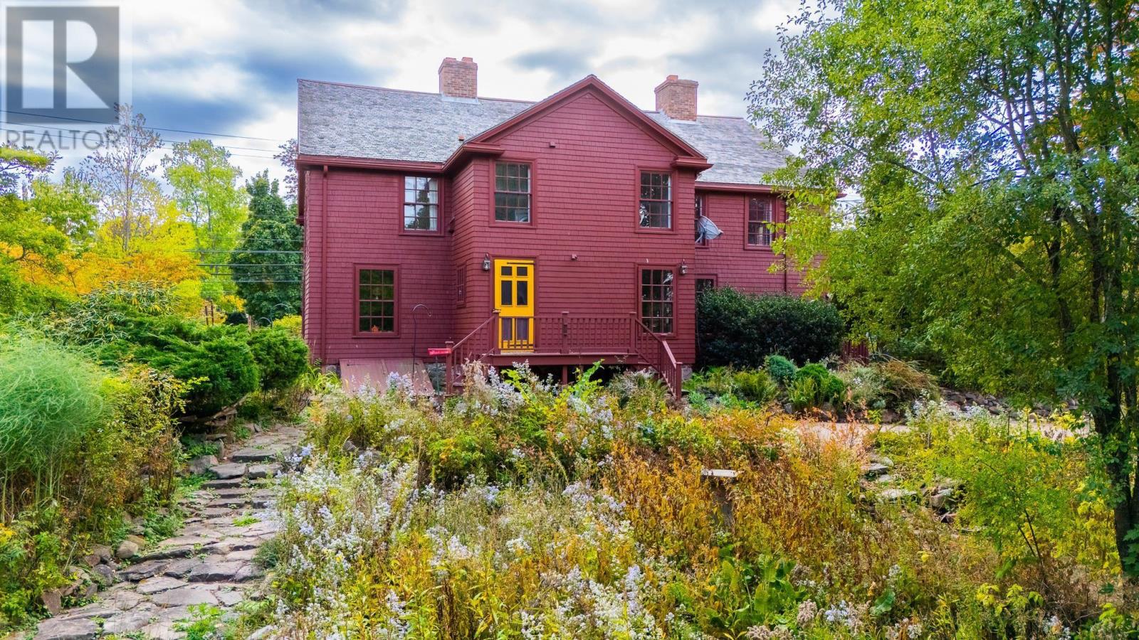 654 Main Street Property Photo 36