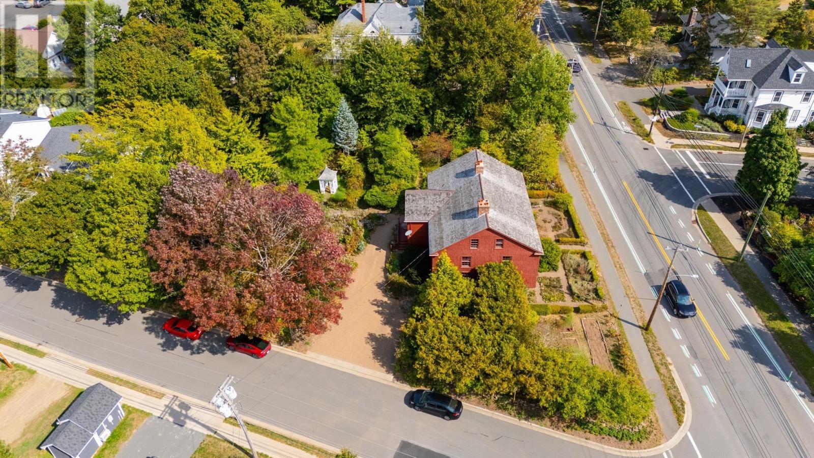 654 Main Street Property Photo 45