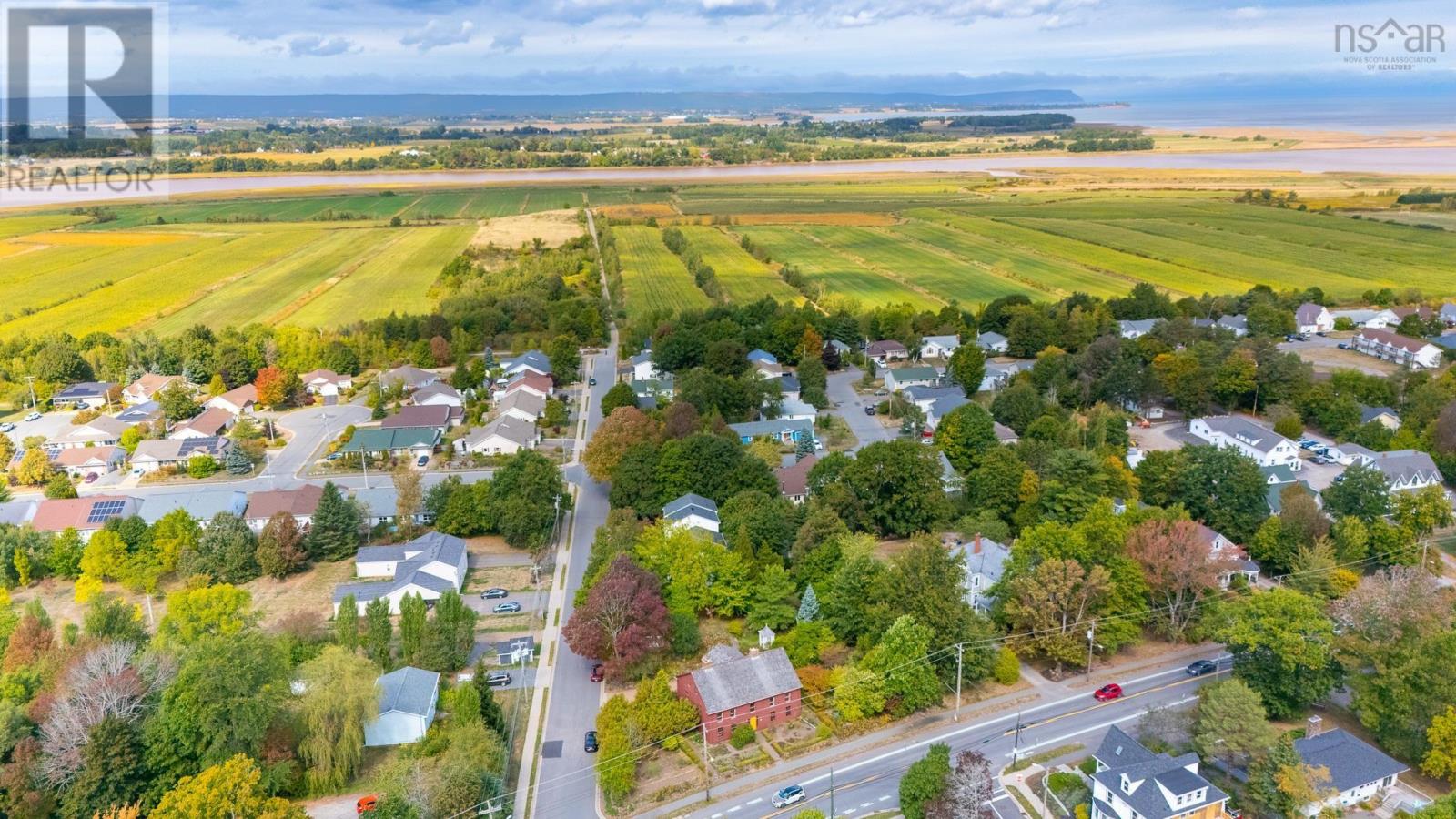 654 Main Street Property Photo 47