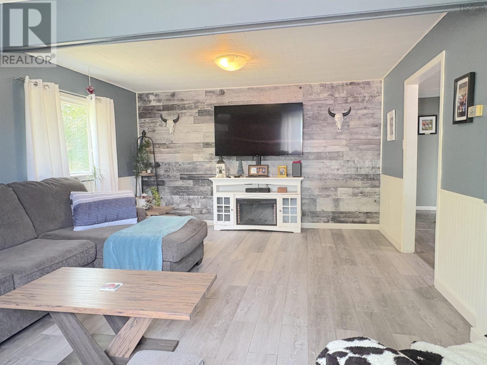 9431 Upper Clyde Road Property Photo 6