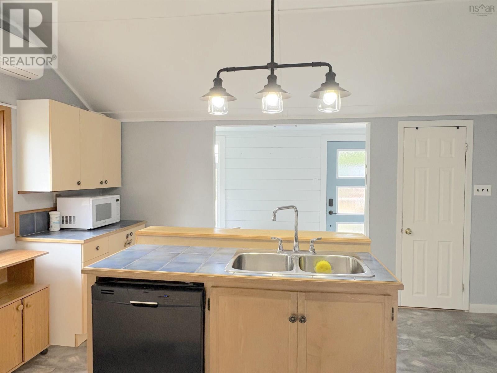 9431 Upper Clyde Road Property Photo 14