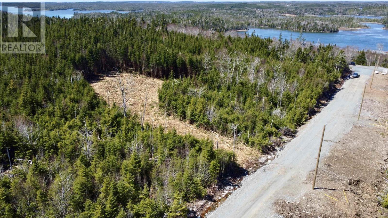 2 East Petpeswick Road Property Photo 12