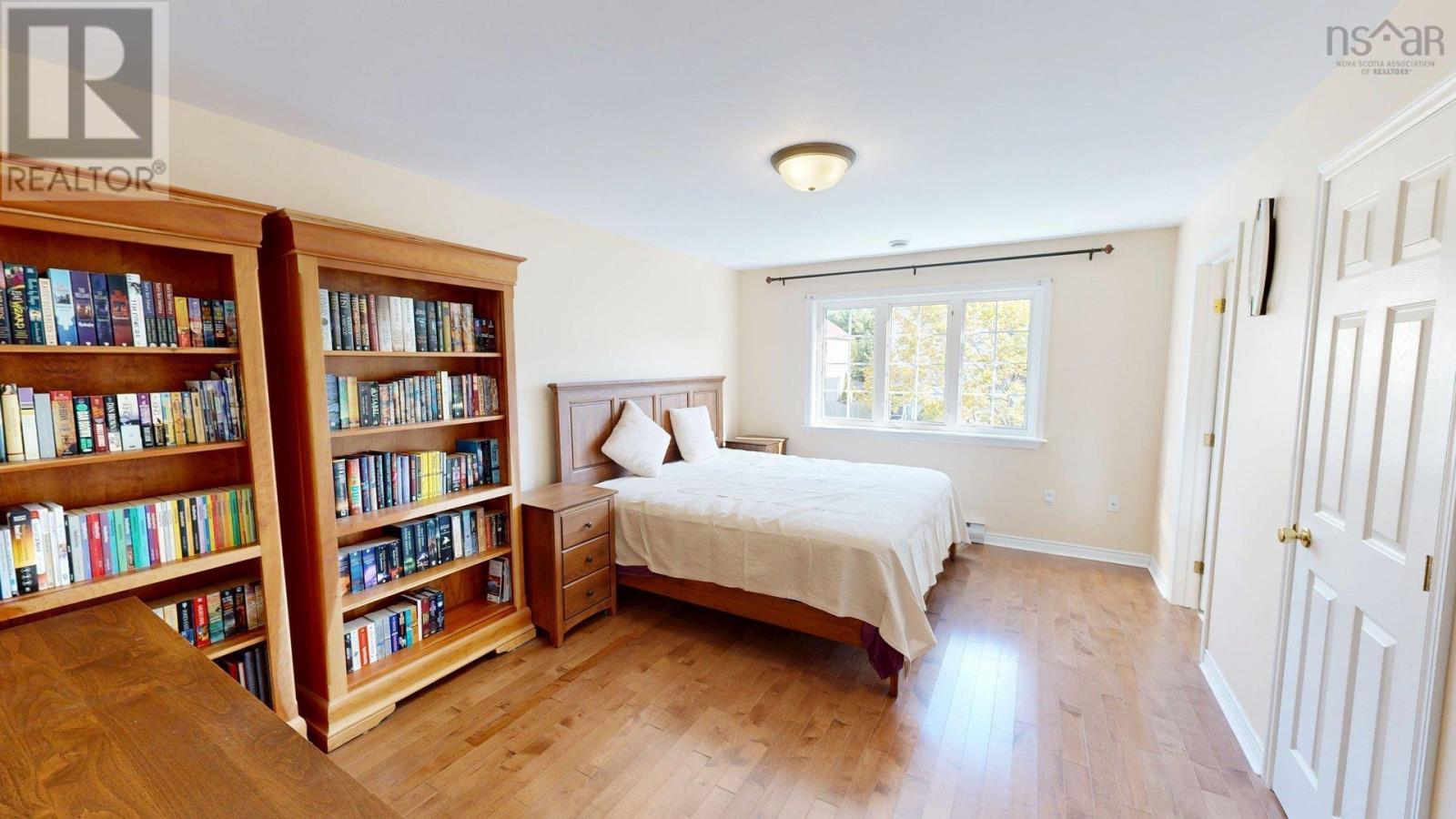 11 Glenbourne Court Property Photo 1