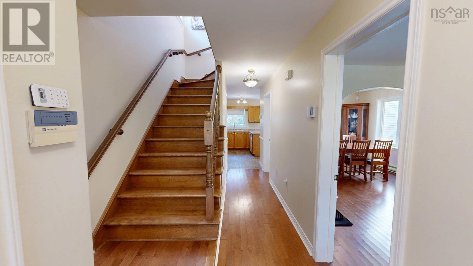 11 Glenbourne Court Property Photo 18