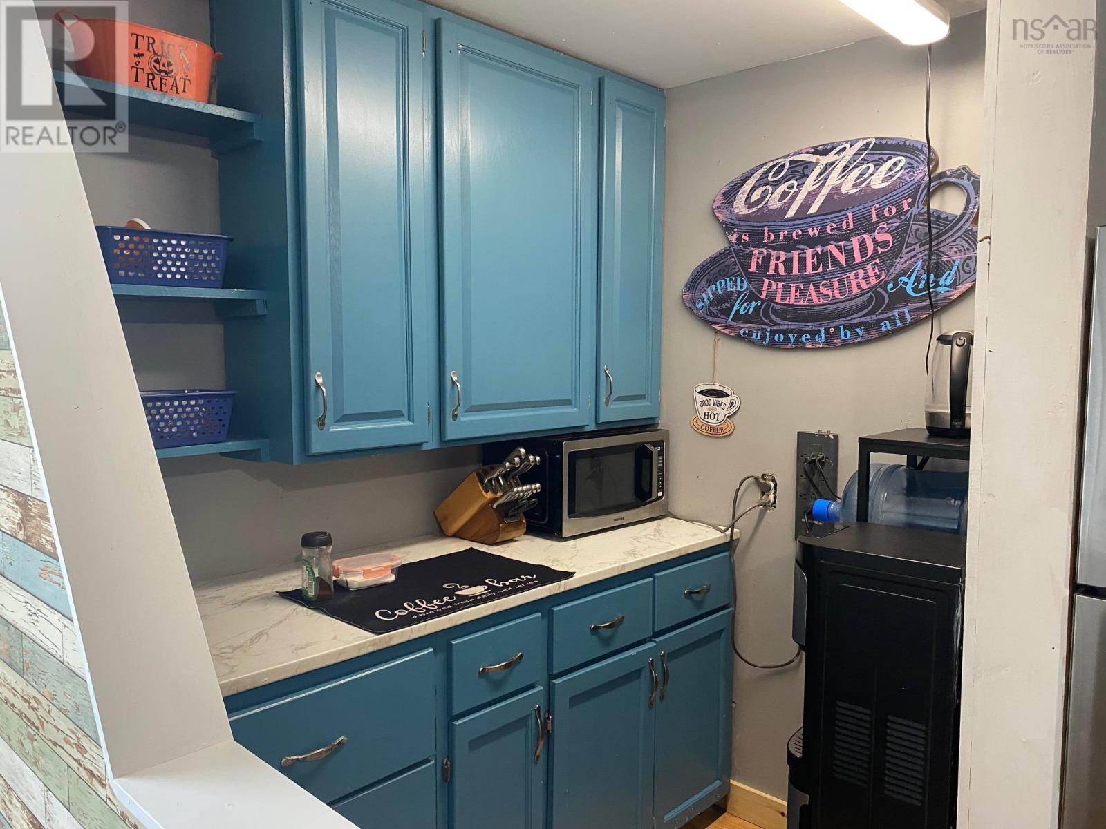 8420 Highway 224 Property Photo 3