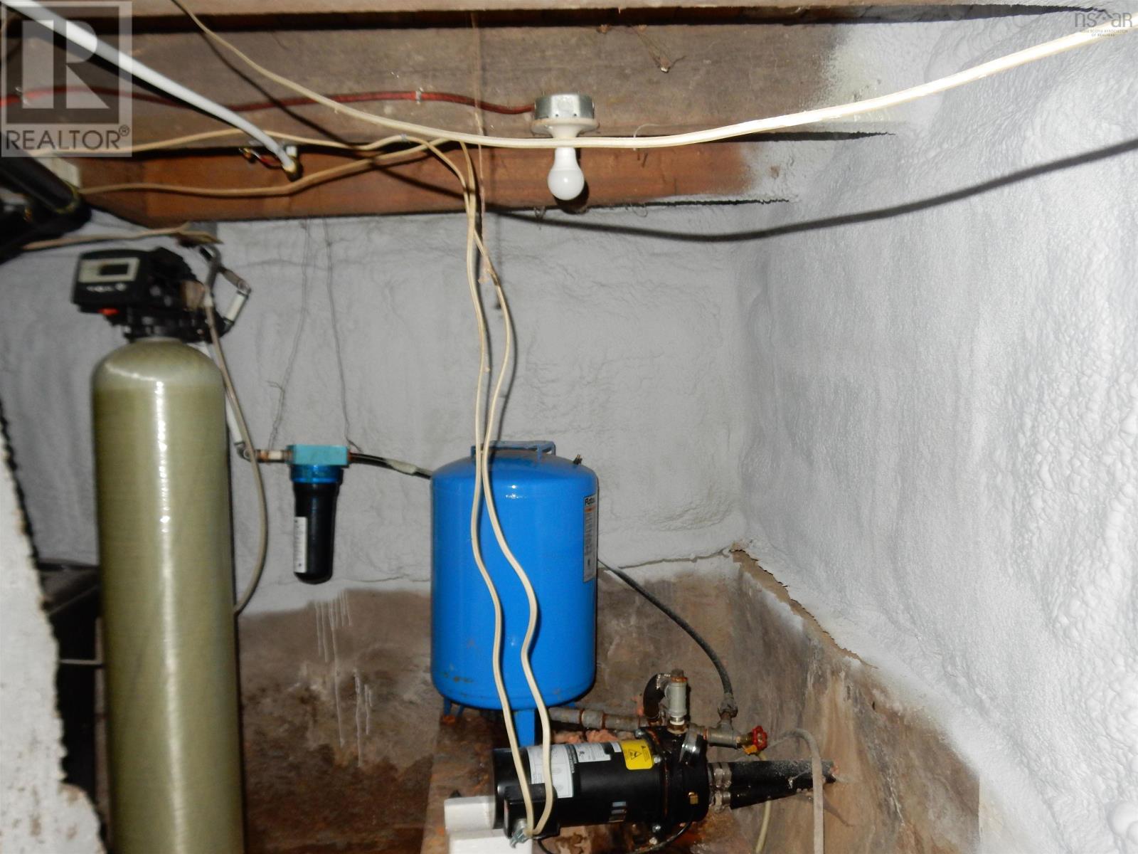 8420 Highway 224 Property Photo 14