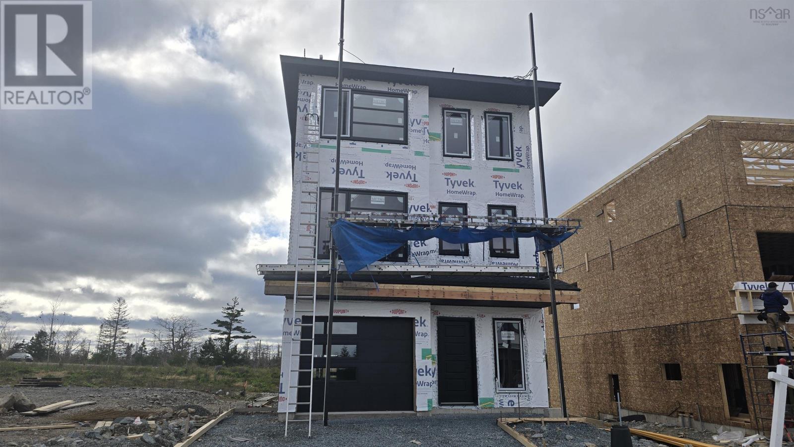 140 Brunello Boulevard #8 Property Photo 2