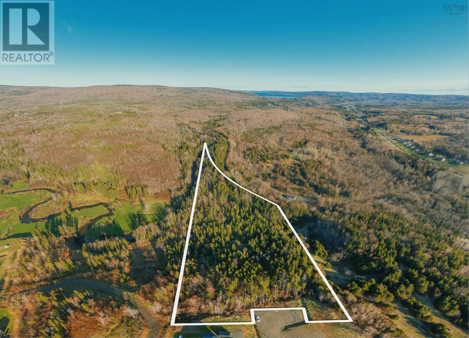 Acreage Silverwood Lane Property Photo 1