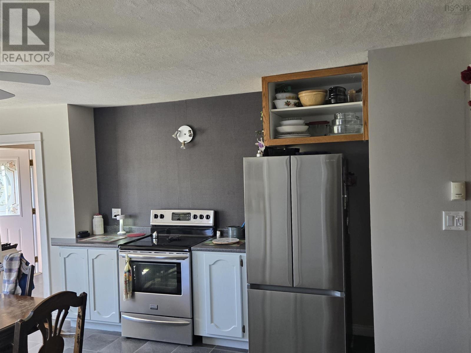 4857 Highway 2 Property Photo 7