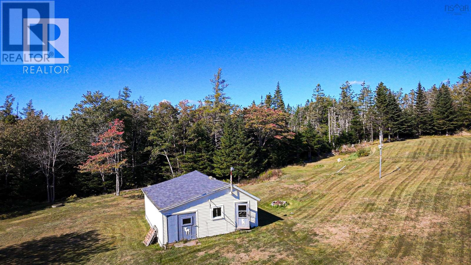 11 Harbourview Drive Property Photo 3