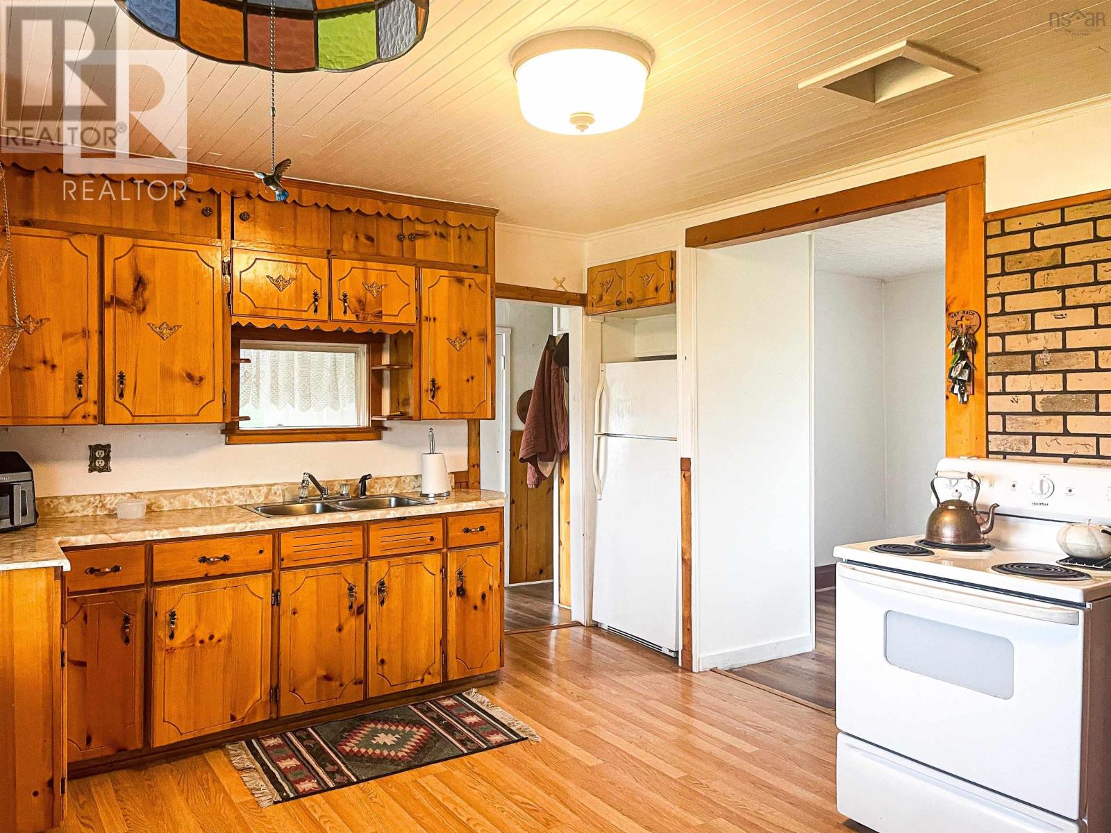 11 Harbourview Drive Property Photo 8
