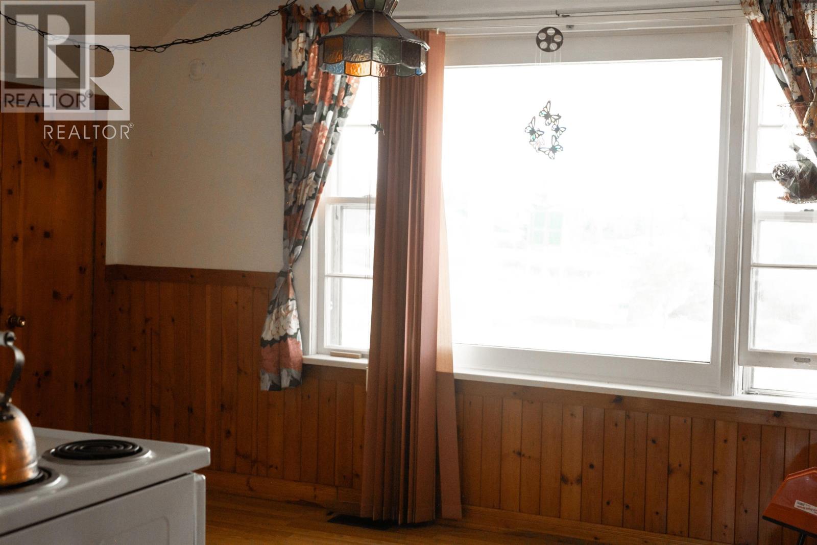 11 Harbourview Drive Property Photo 9