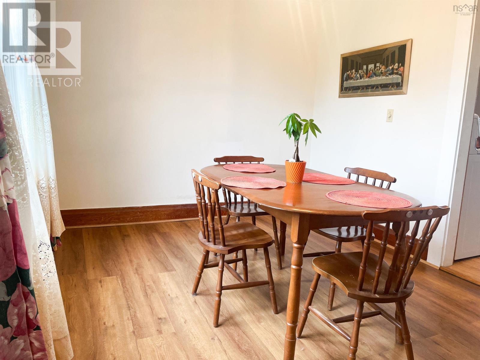 11 Harbourview Drive Property Photo 12