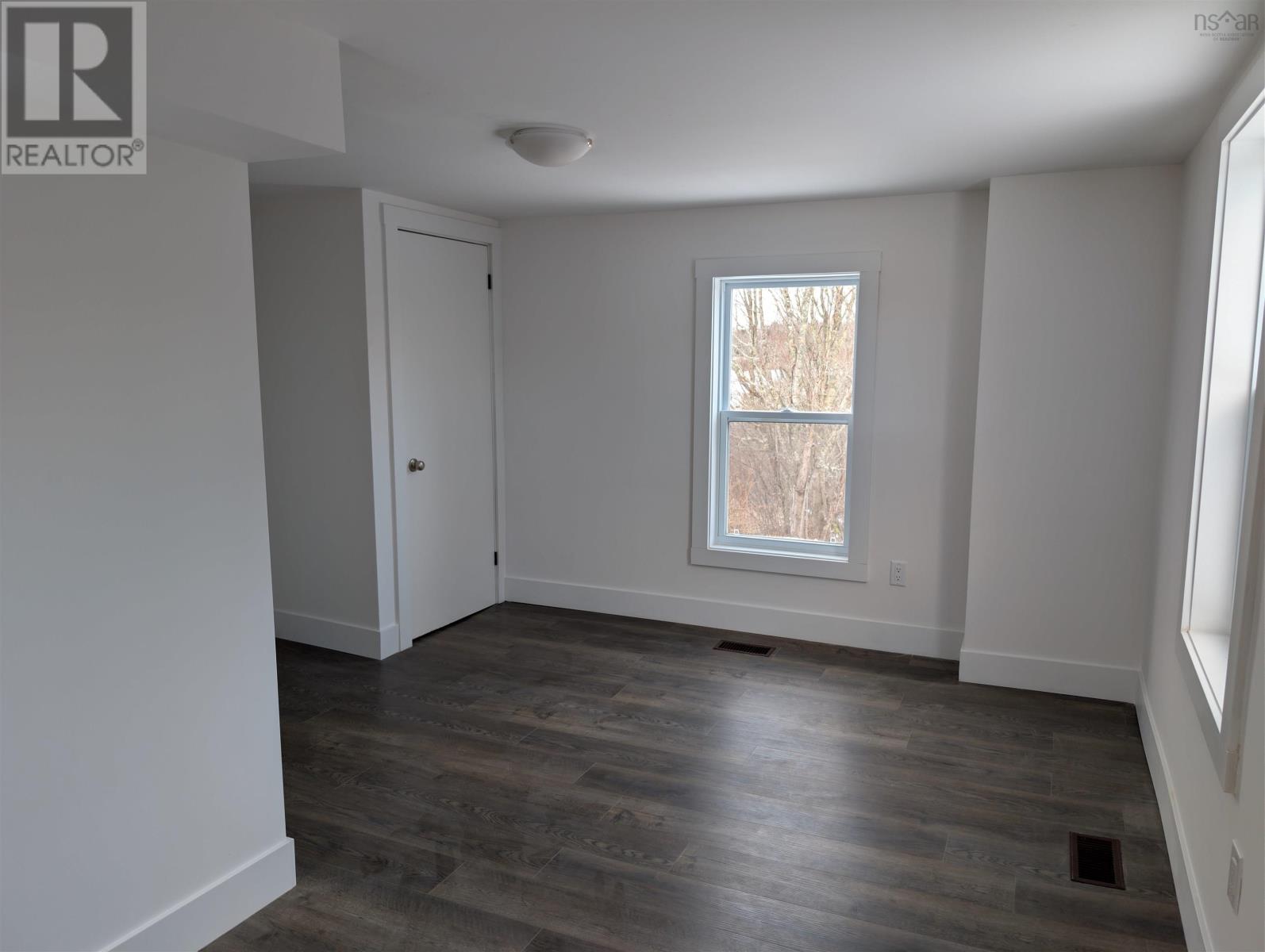 63 Station Road Property Photo 9