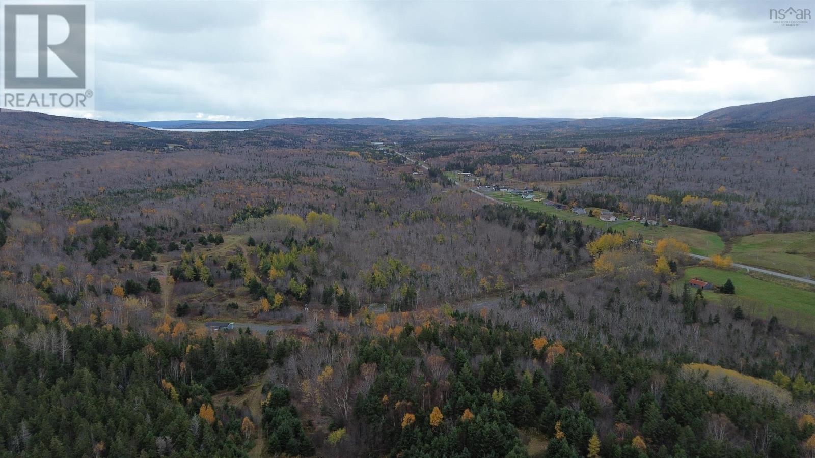 Lot 16 Silverwood Lane Property Photo 19