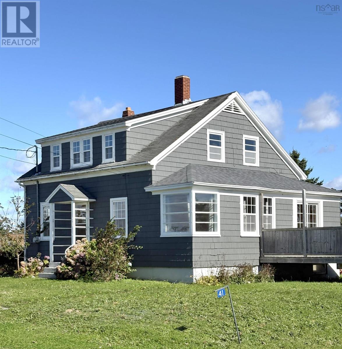 41 School Street Property Photo 1