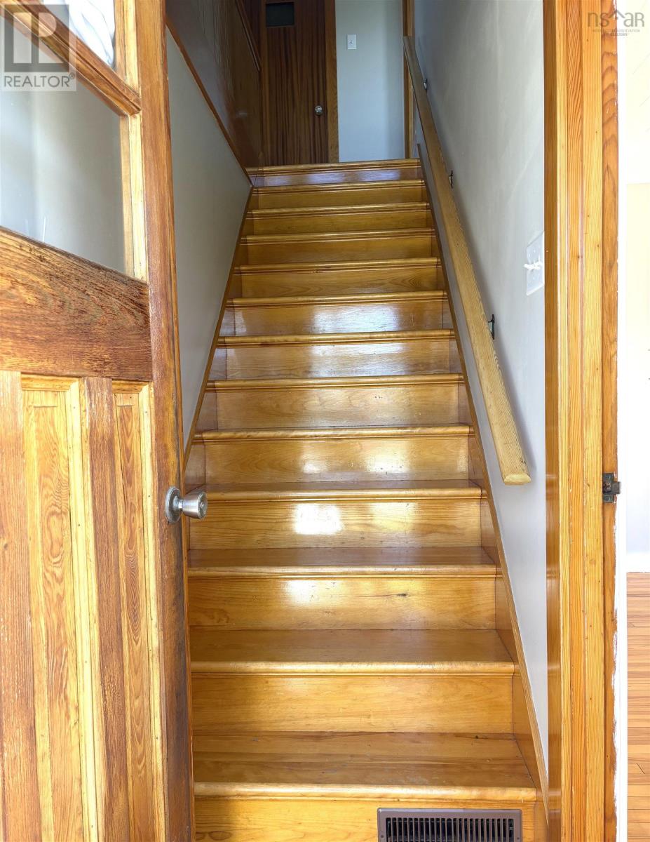 41 School Street Property Photo 2