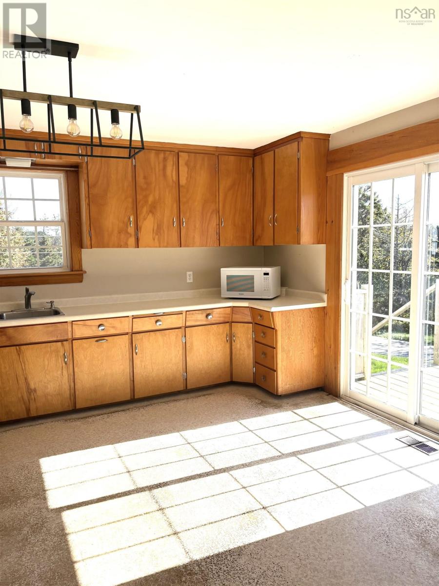41 School Street Property Photo 6