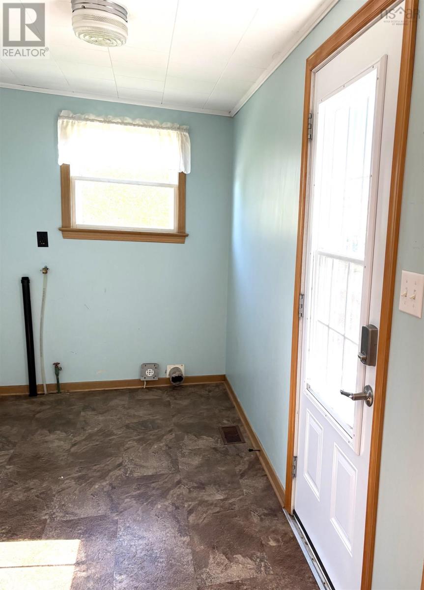 41 School Street Property Photo 12