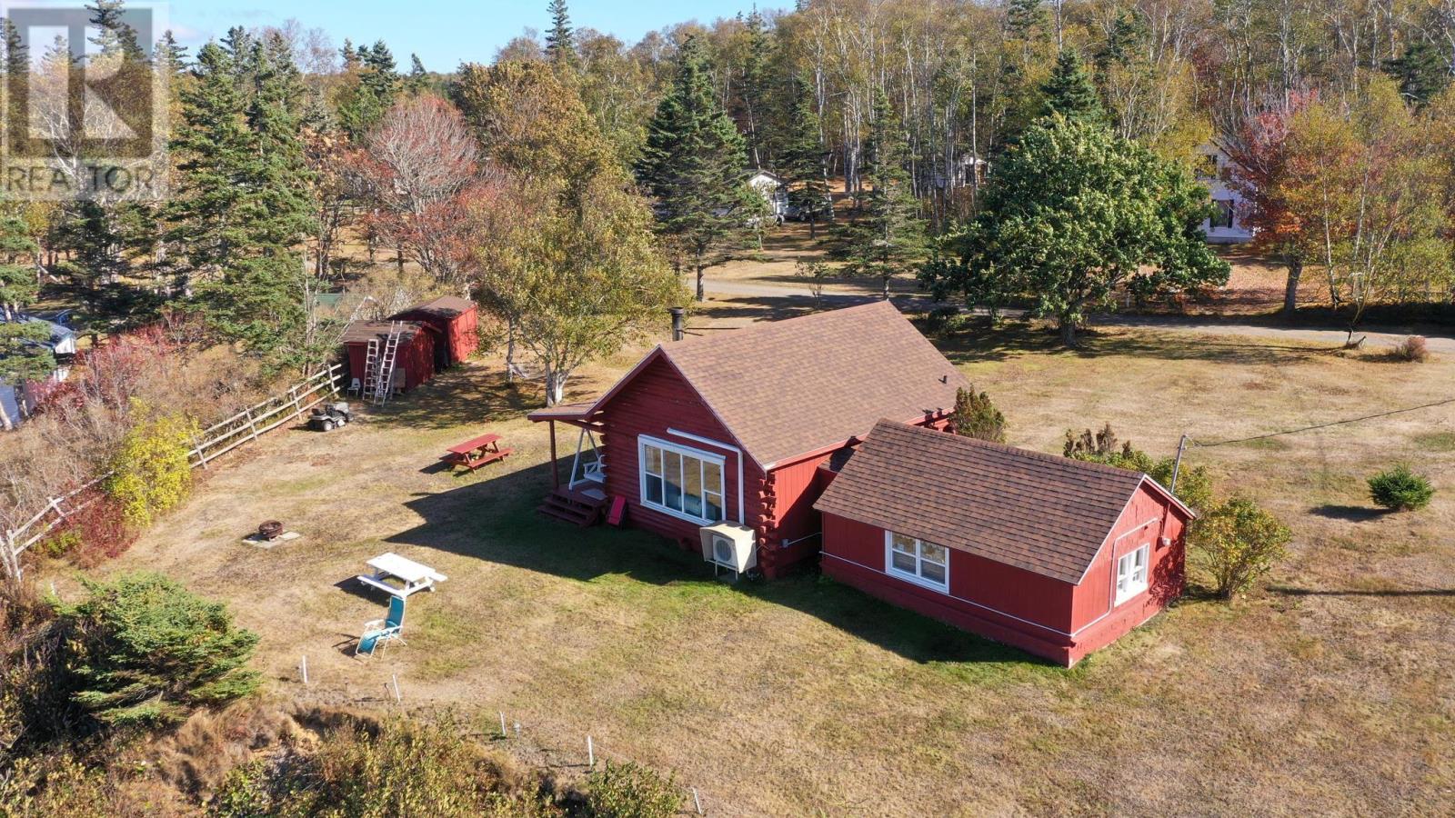 15 Ross Creek Drive Property Photo 4