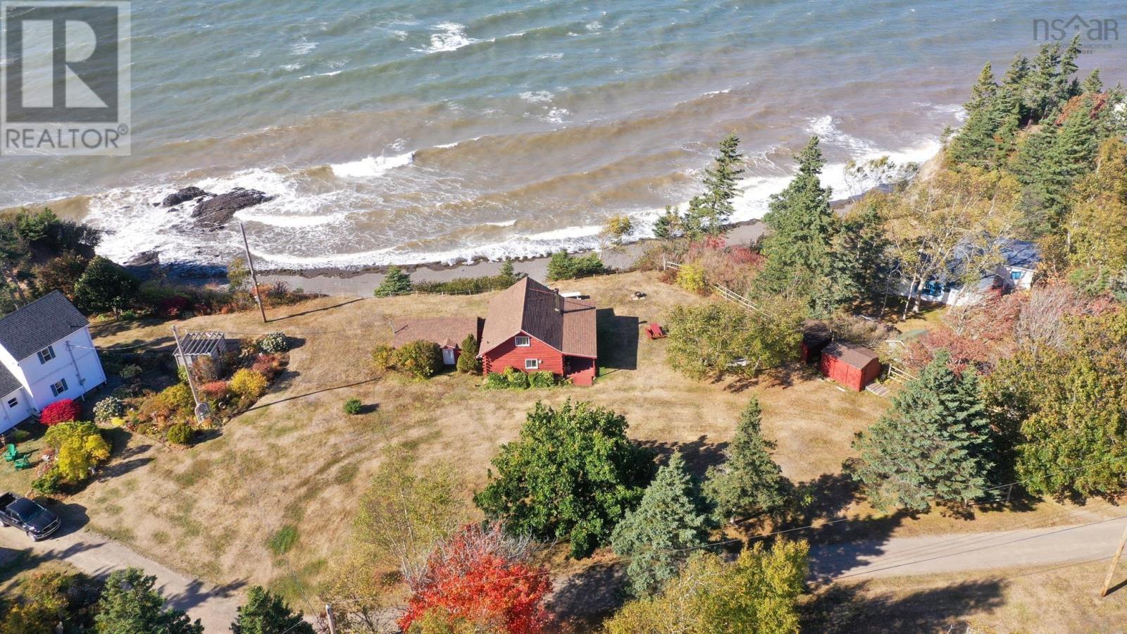 15 Ross Creek Drive Property Photo 6