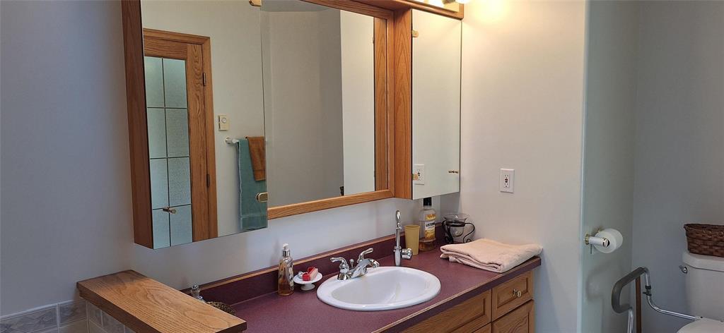 202525912 Property Photo 26