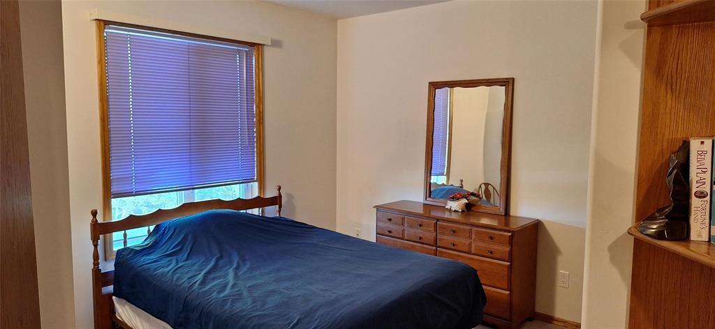 202525912 Property Photo 28