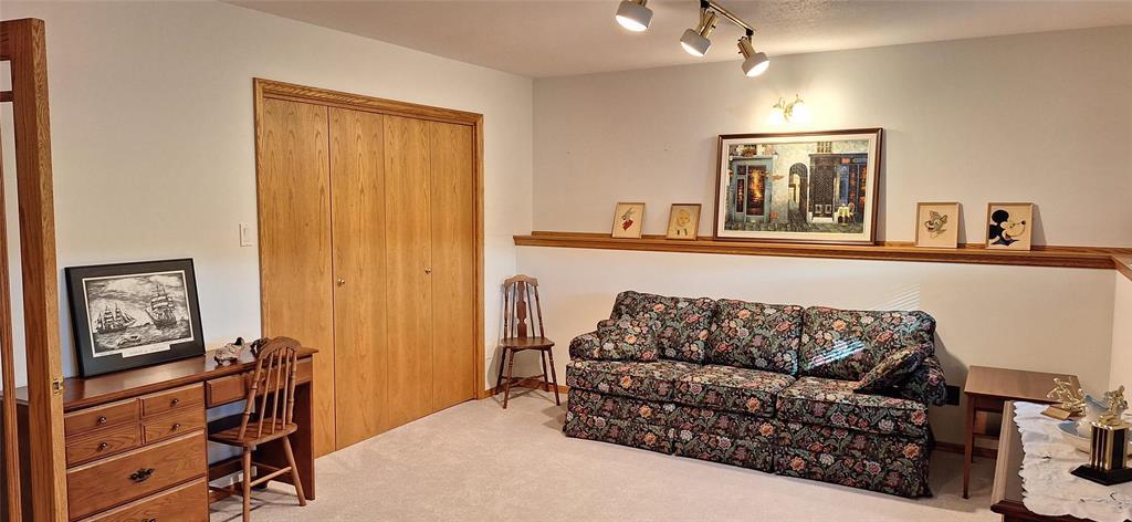 202525912 Property Photo 32