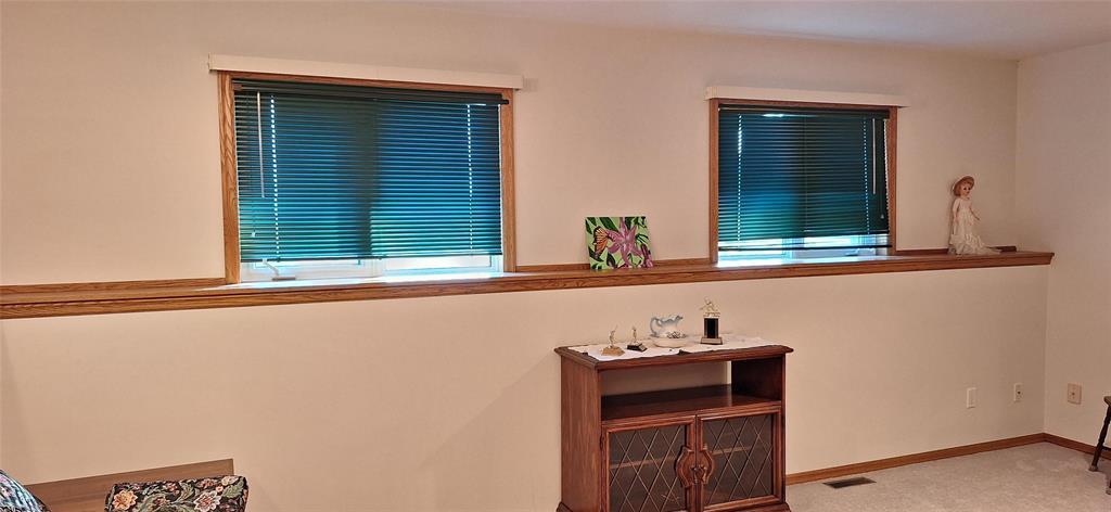 202525912 Property Photo 34