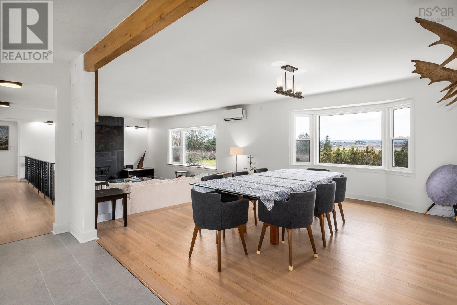 10165 Highway 1 Property Photo 9