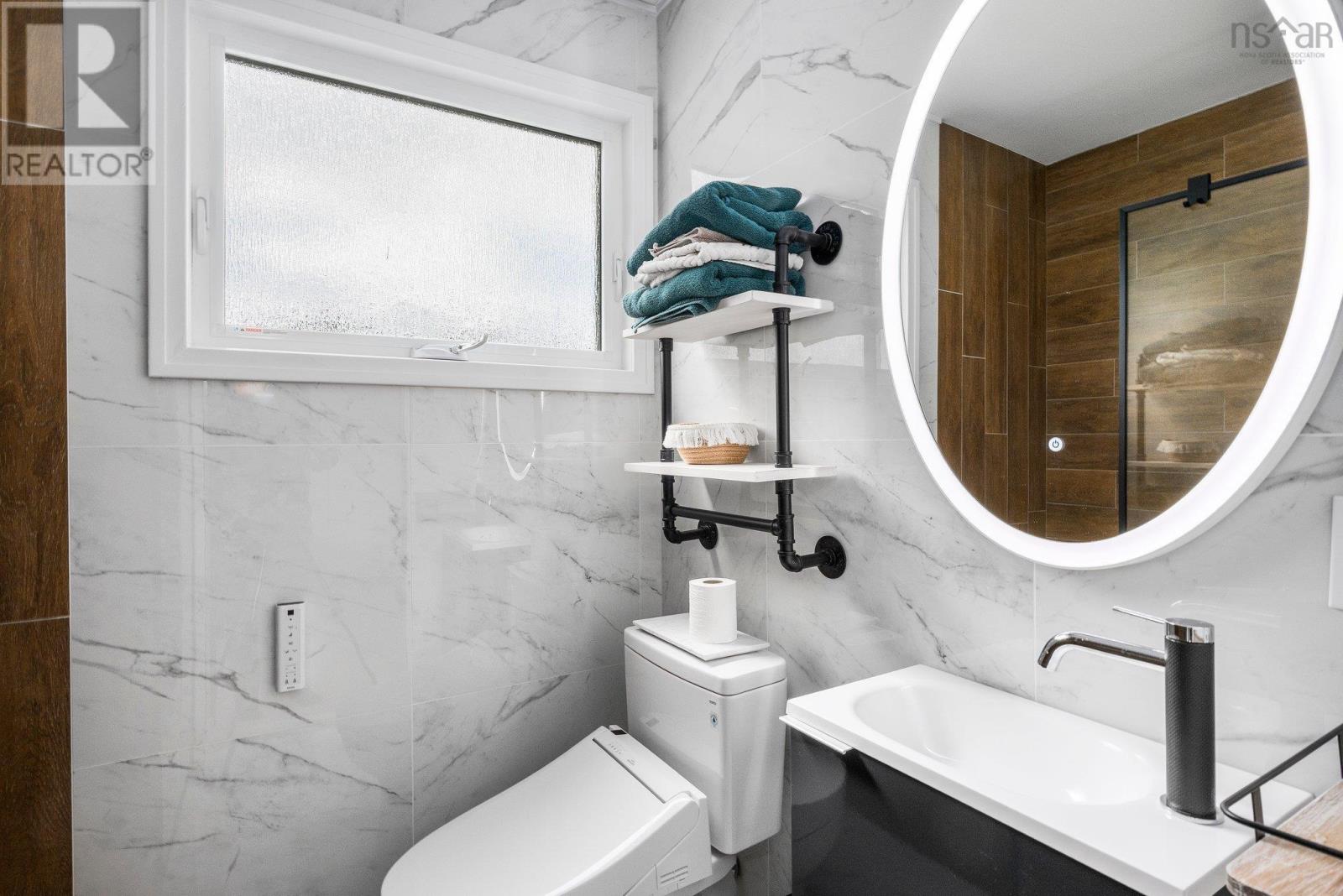 10165 Highway 1 Property Photo 30