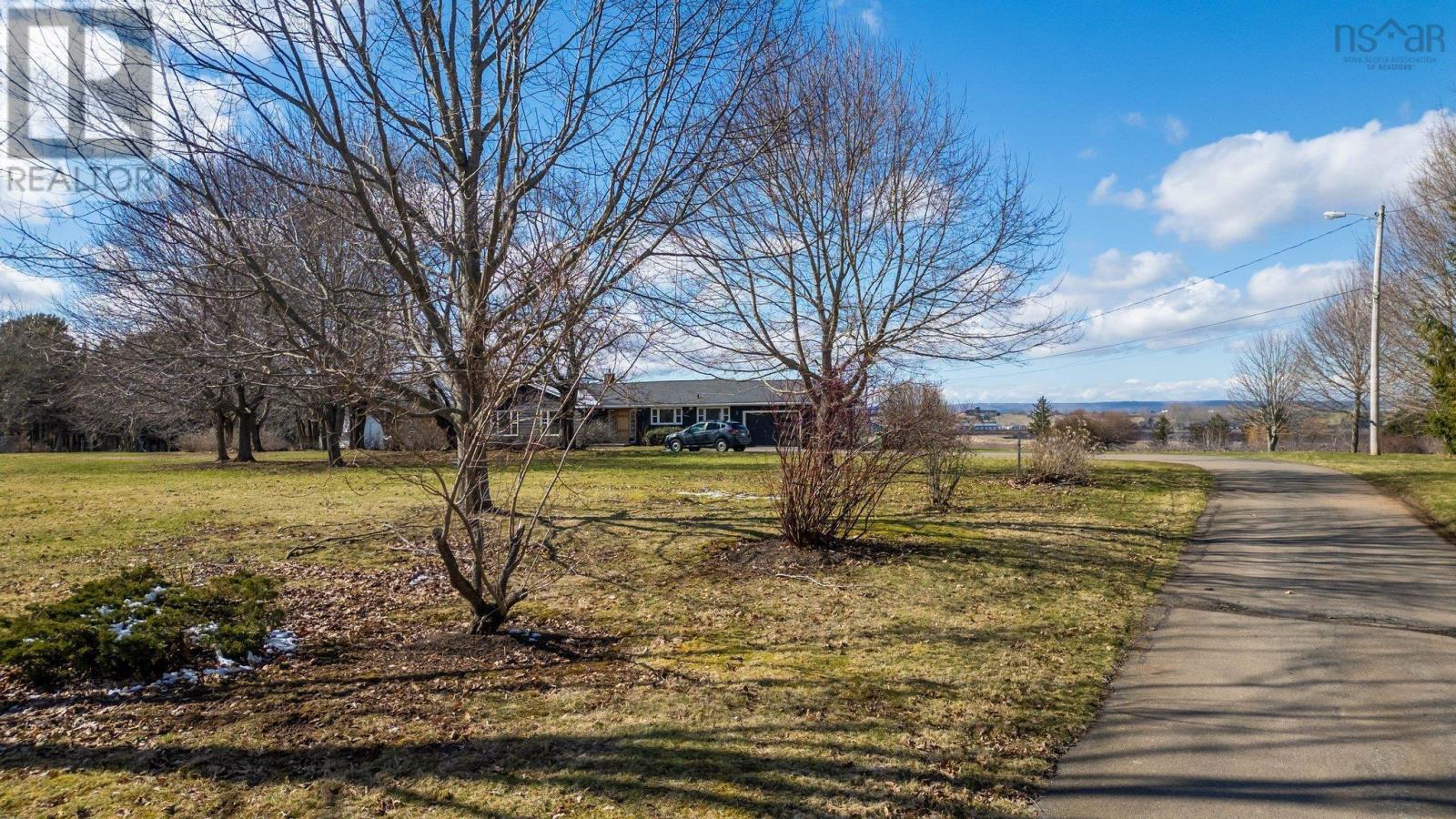 10165 Highway 1 Property Photo 35