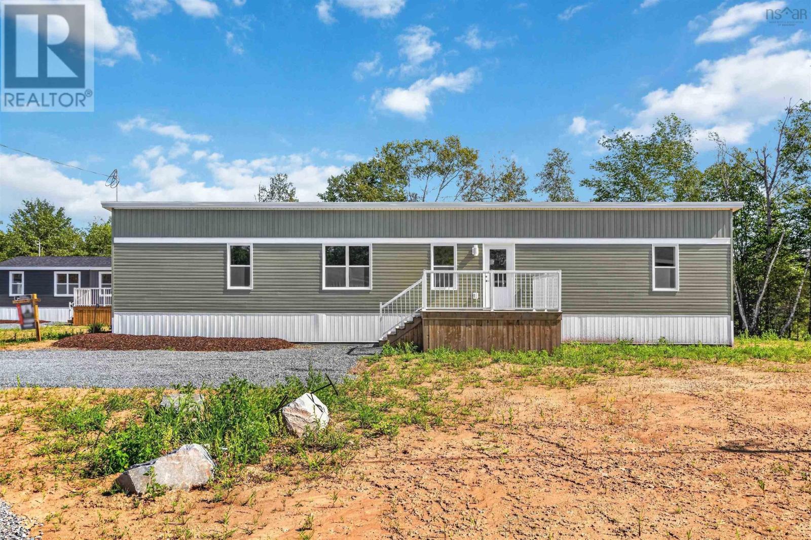 9 Pebble Lane Property Photo 1