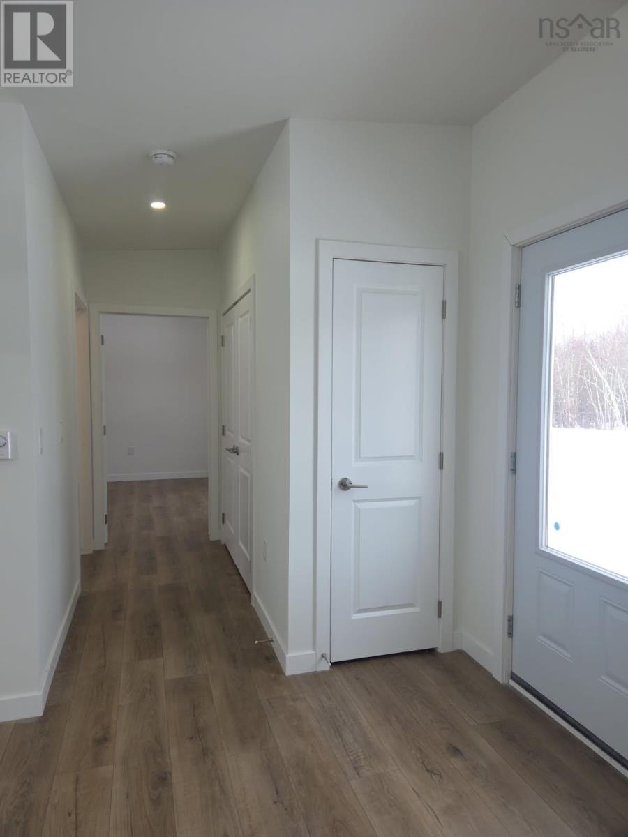 9 Pebble Lane Property Photo 9