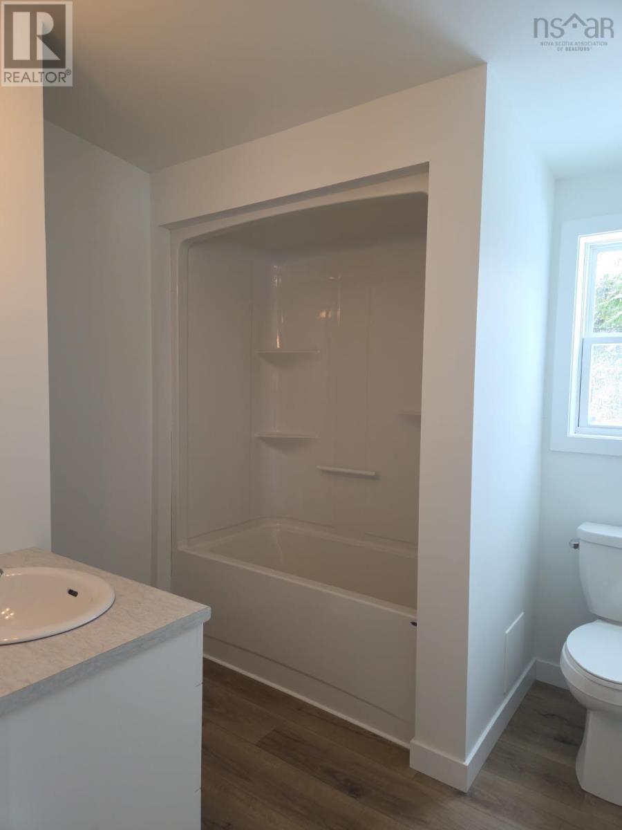9 Pebble Lane Property Photo 11