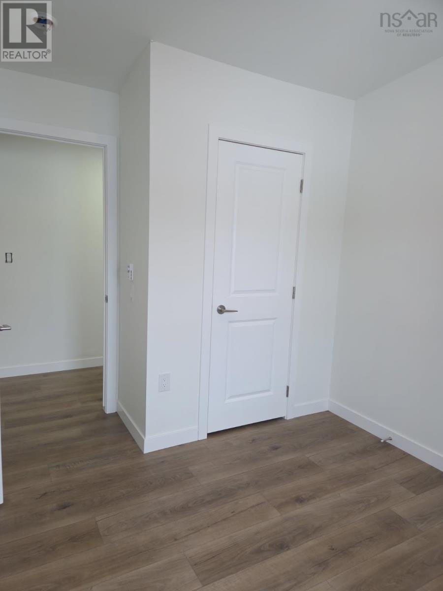 9 Pebble Lane Property Photo 16