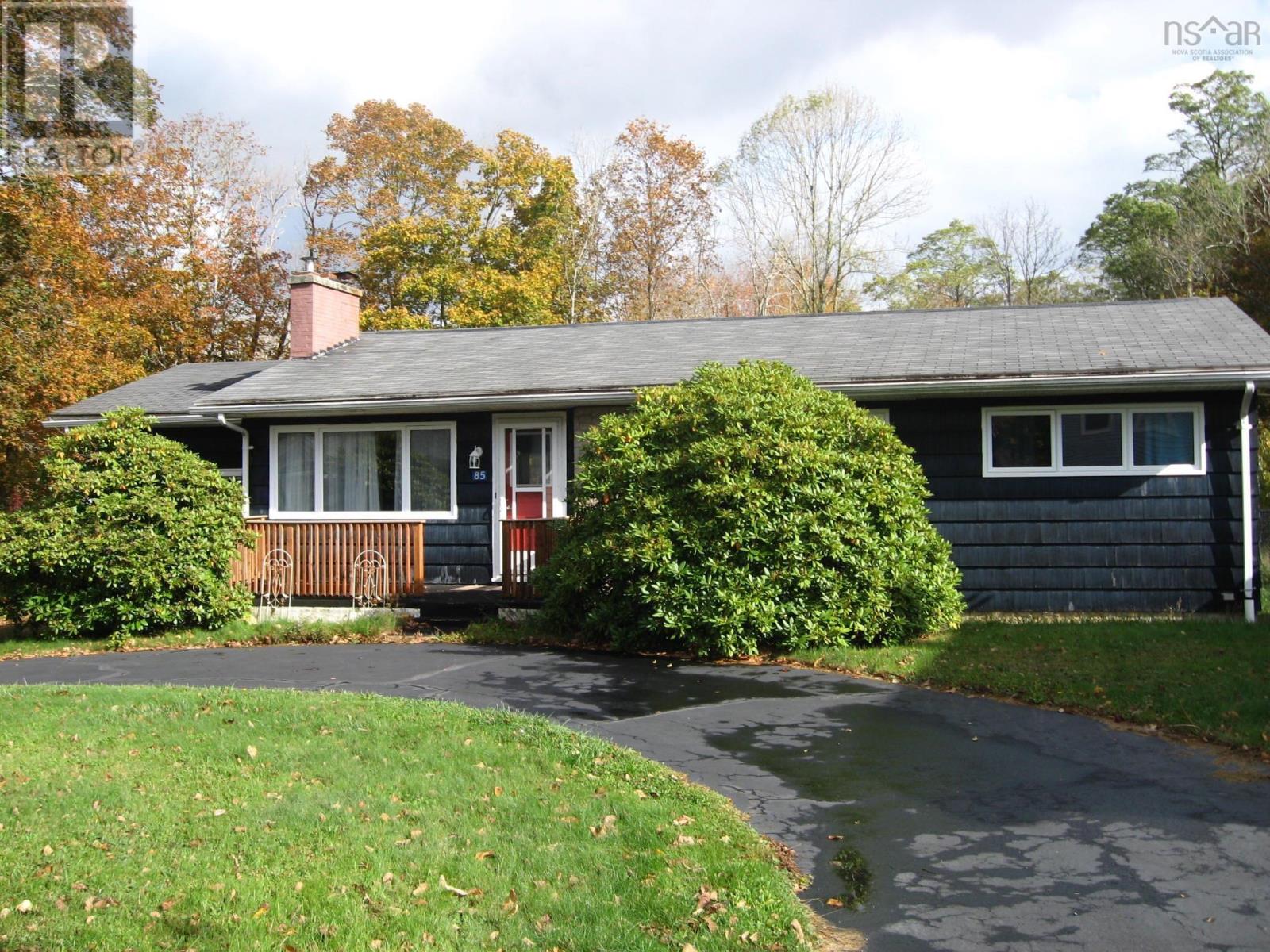 85 School Street Property Photo 1