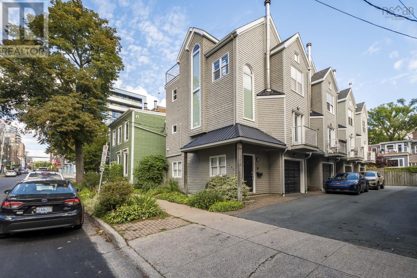 1 1345 Dresden Row