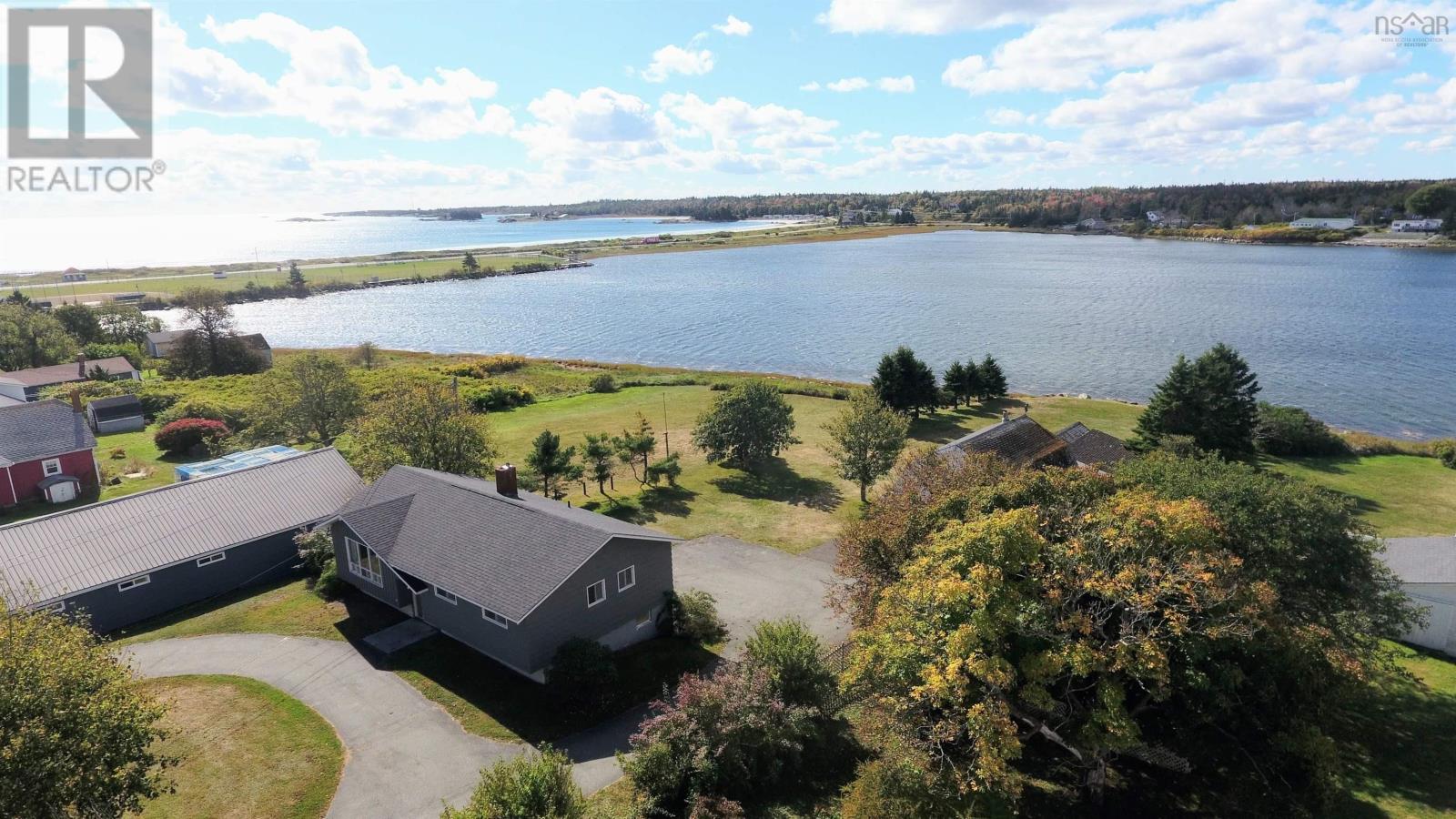 41 Howe Street Property Photo