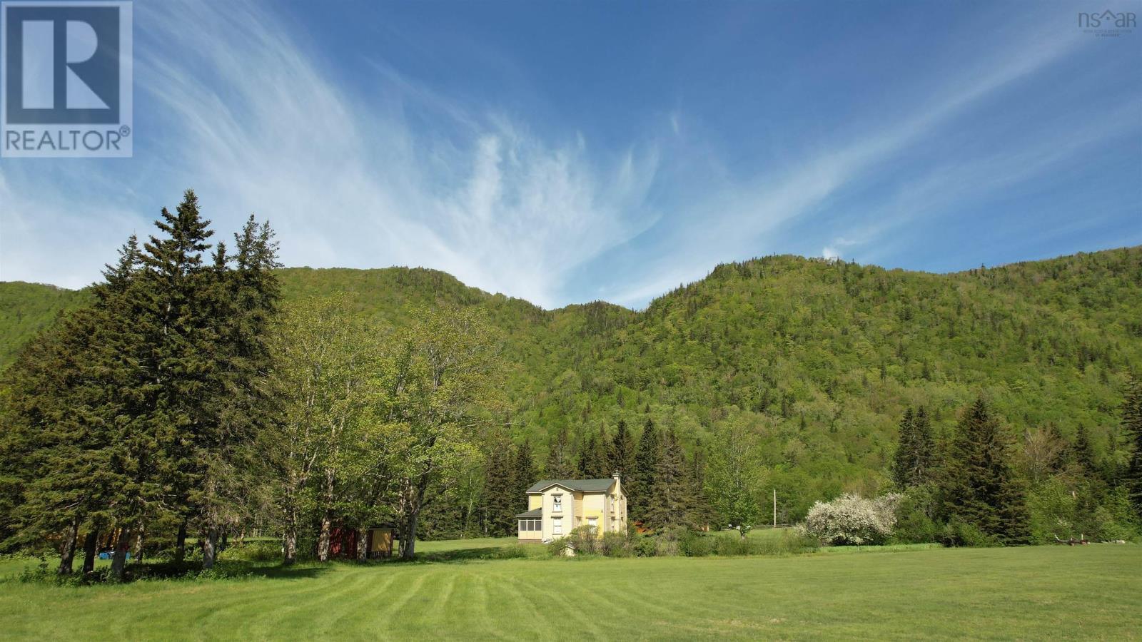 Big Intervale Road Property Photo 3
