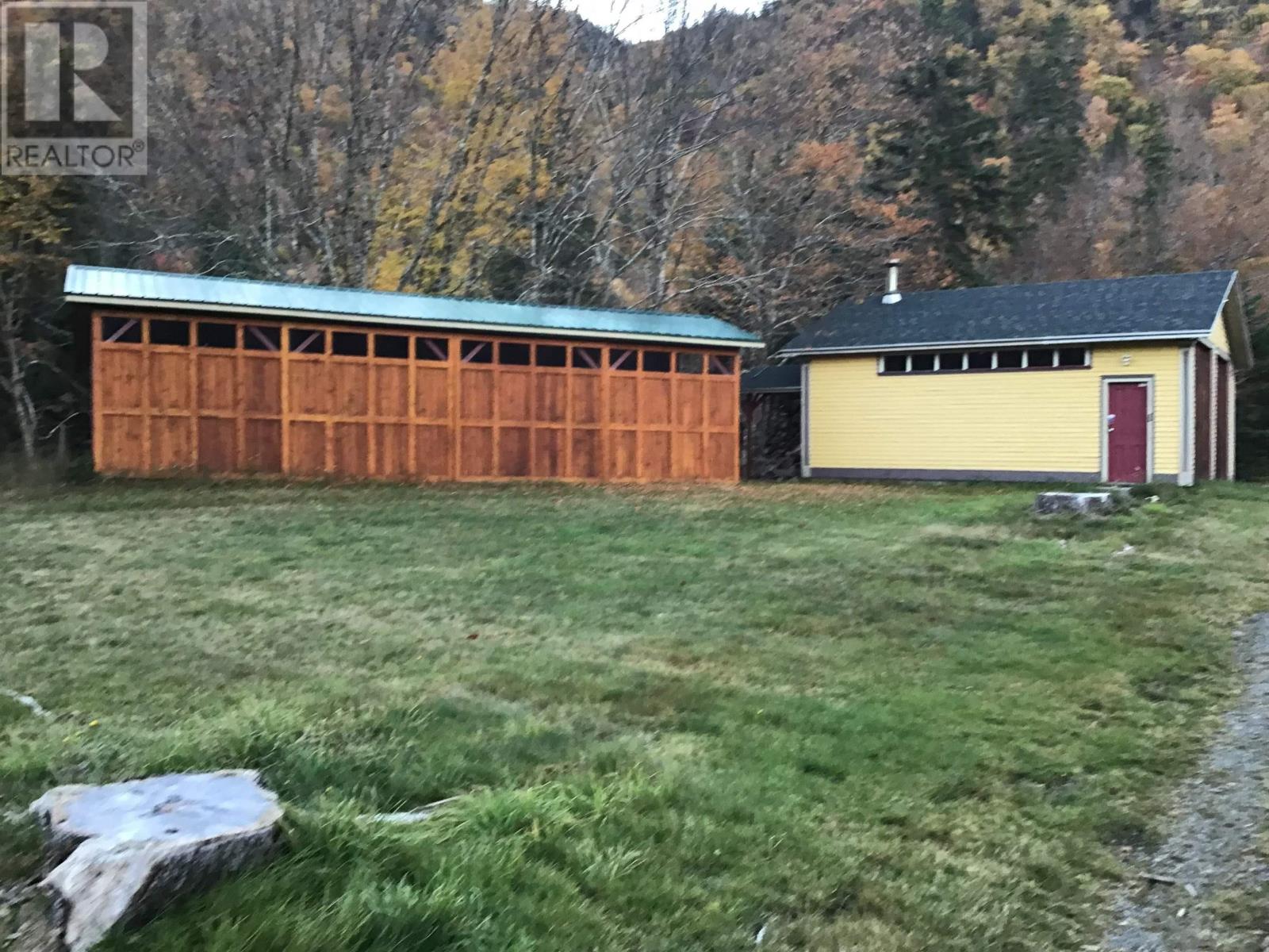 Big Intervale Road Property Photo 5