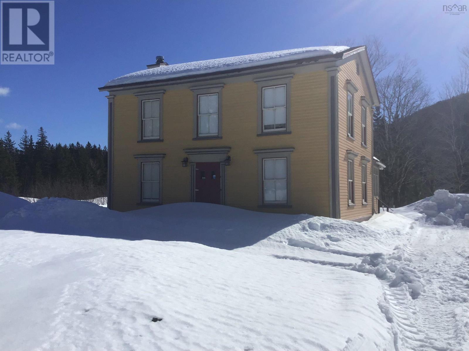 Big Intervale Road Property Photo 16