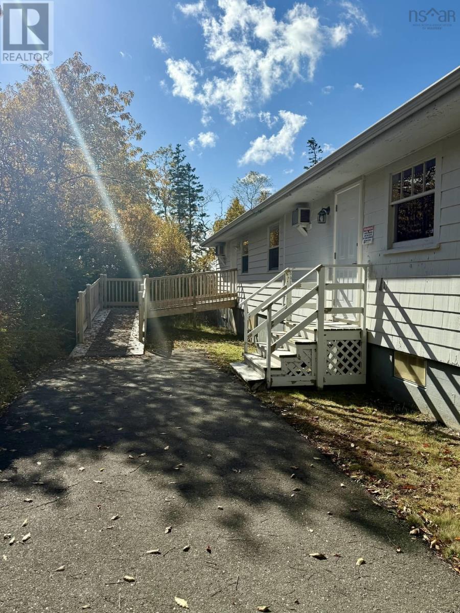 61 Ditcher Road Property Photo 16